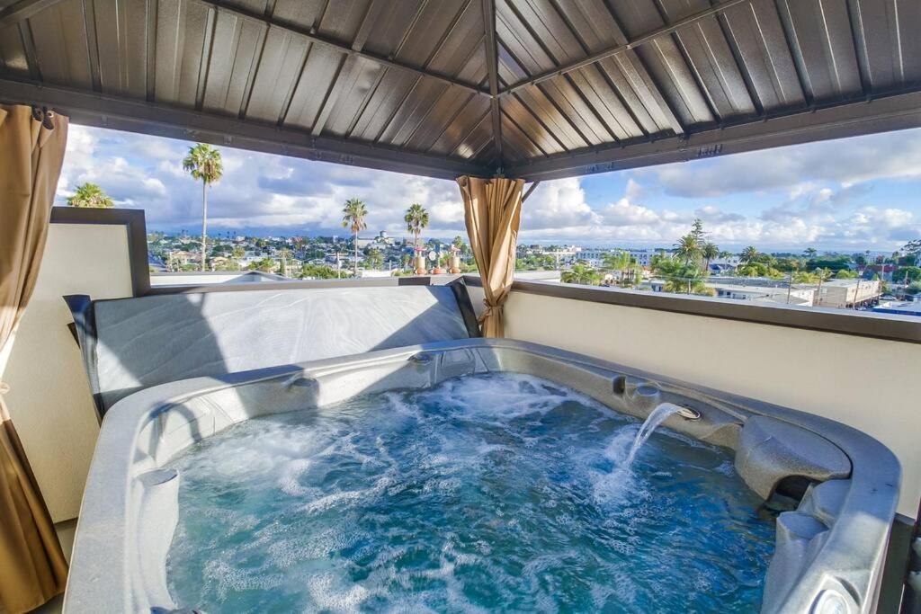 Park Blvd Paradise 303 King Bed With A Private Spa サンディエゴ エクステリア 写真
